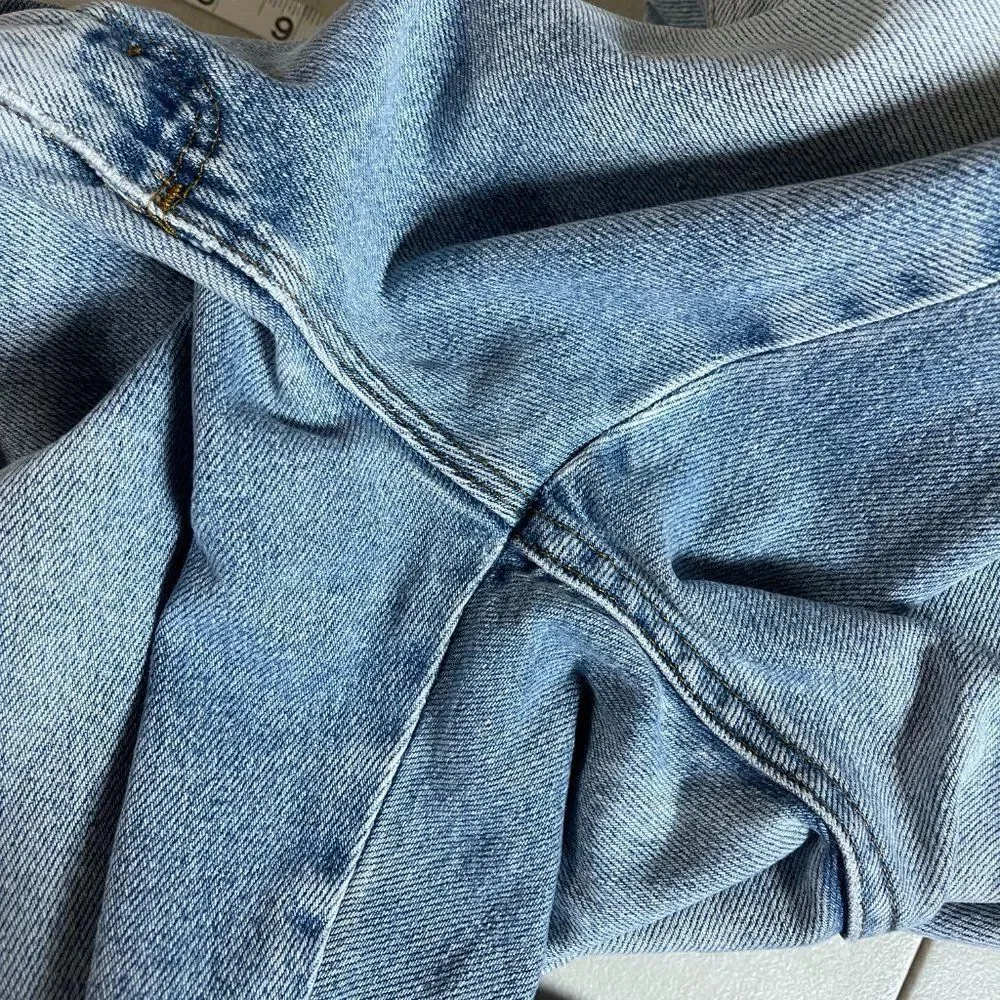 VINTAGE RUSTLER DISTRESSED FADED LIGHT BLUE DENIM JEANS  38x32 - Picture 10 of 11